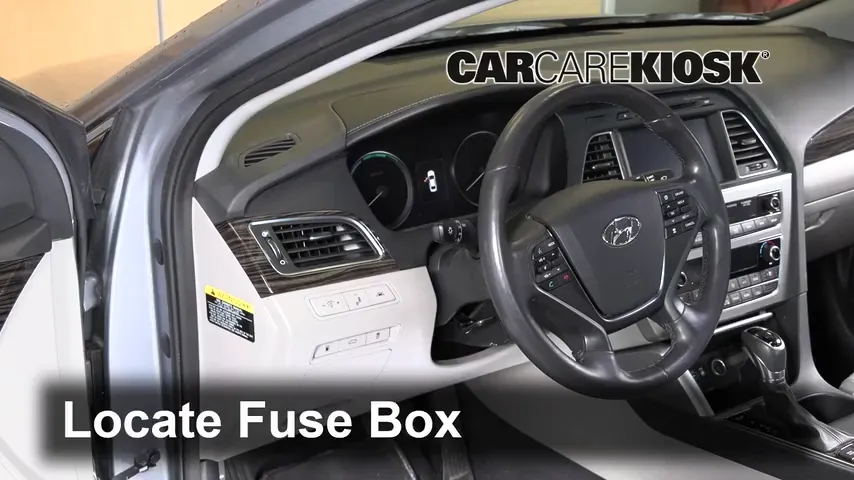 2018 Hyundai Sonata Hybrid Limited 2.0L 4 Cyl. Fusible (interior)